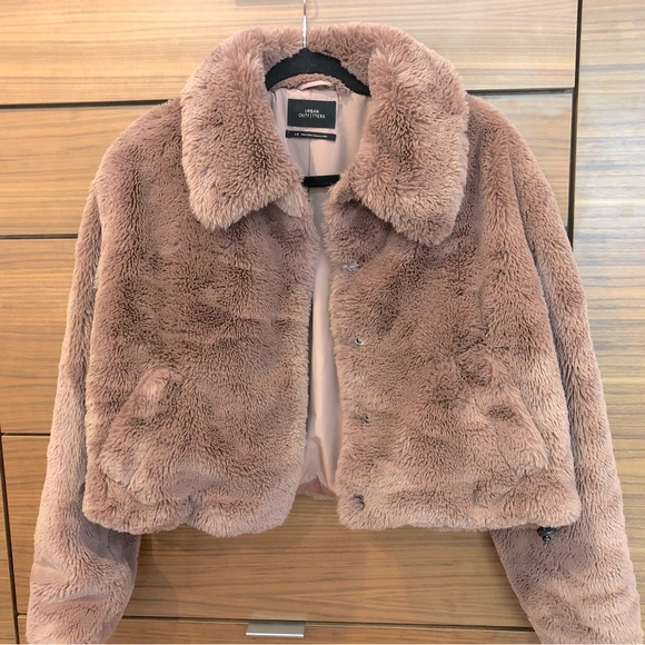 Urban Outfitters Oversized Faux Fir Snap Front Collared Coat - Picture 2 of 7